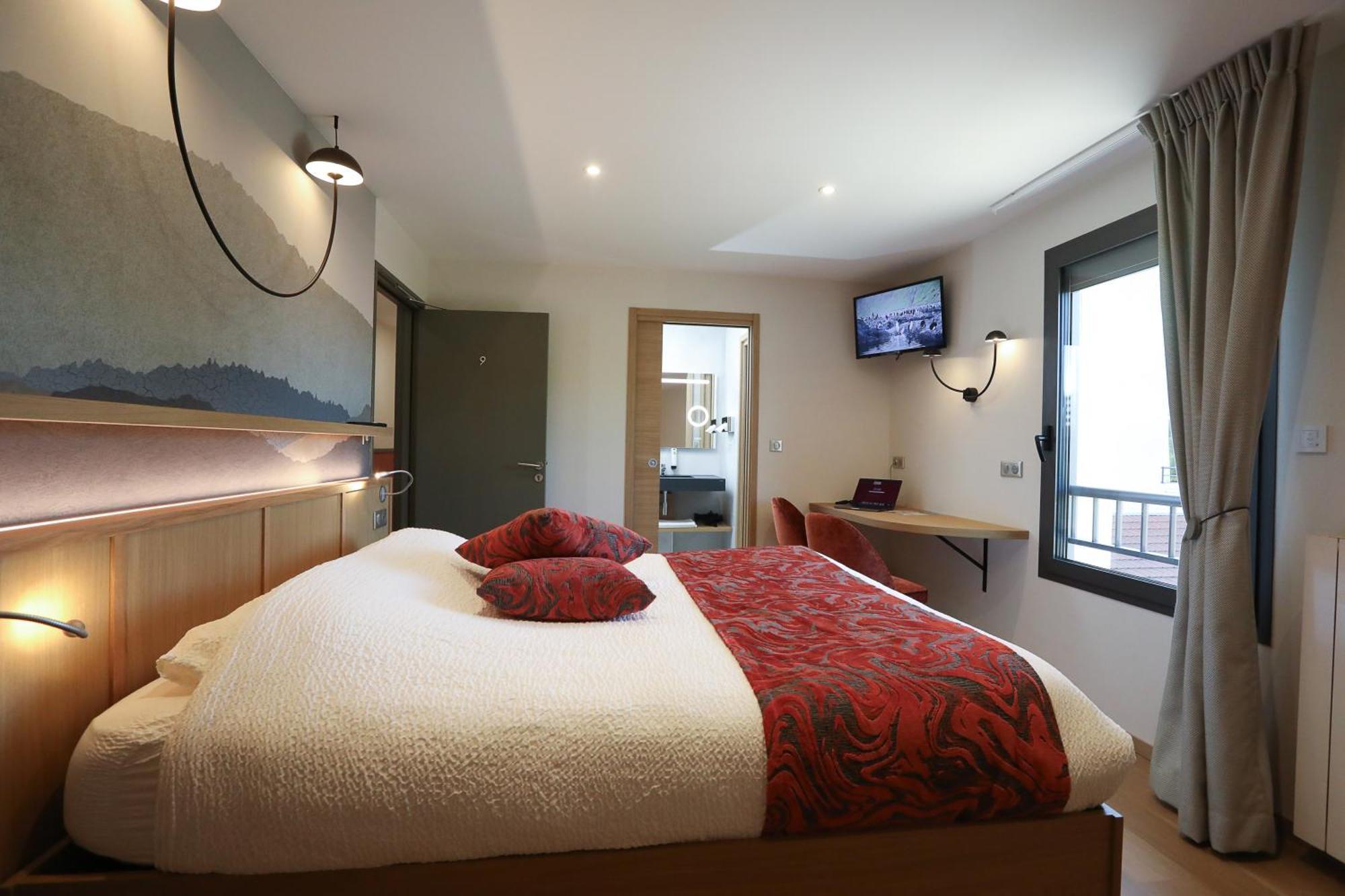 Logis Hotel Spa Restaurant Le Provence 拉纳斯 外观 照片