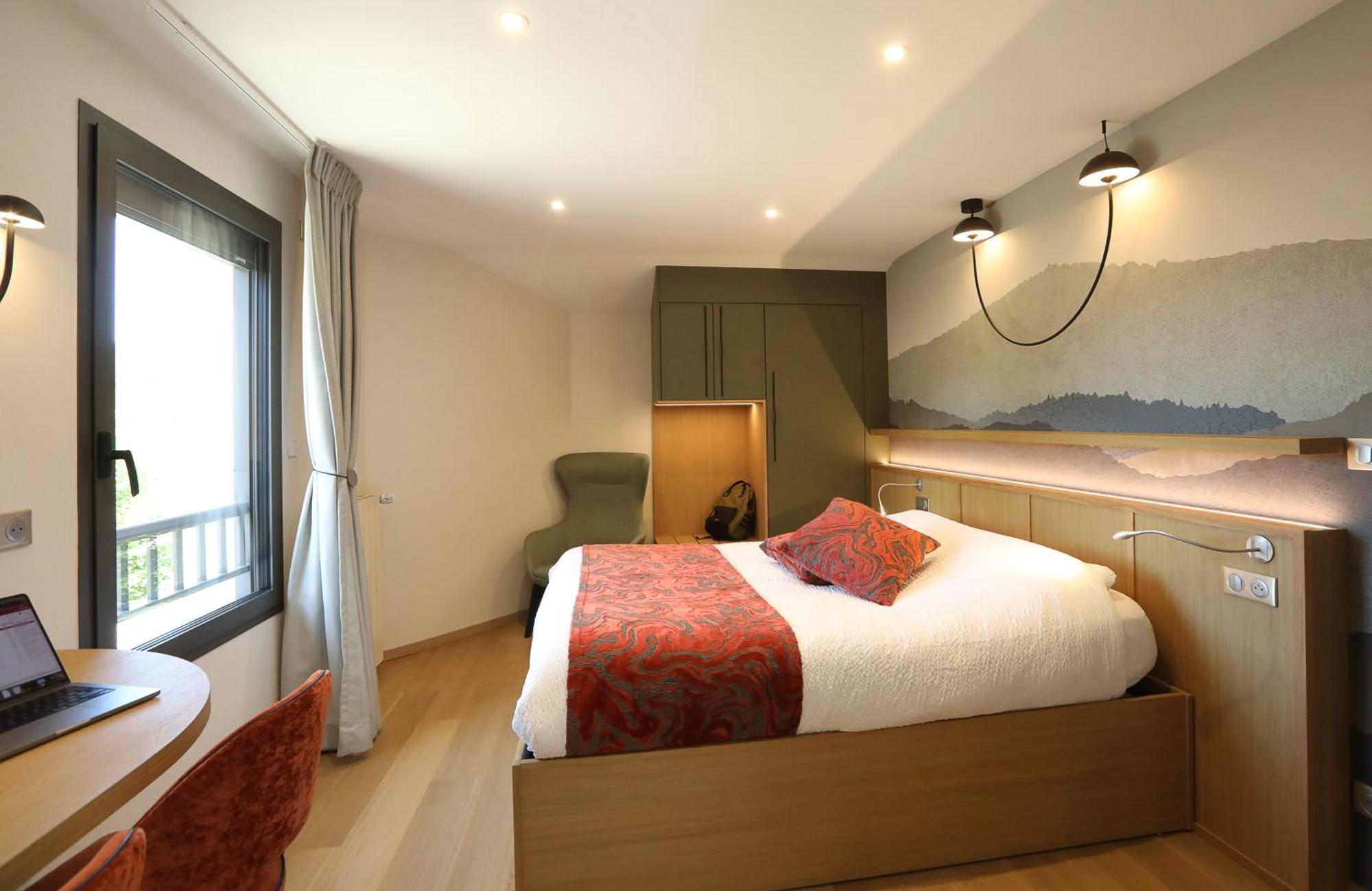 Logis Hotel Spa Restaurant Le Provence 拉纳斯 外观 照片