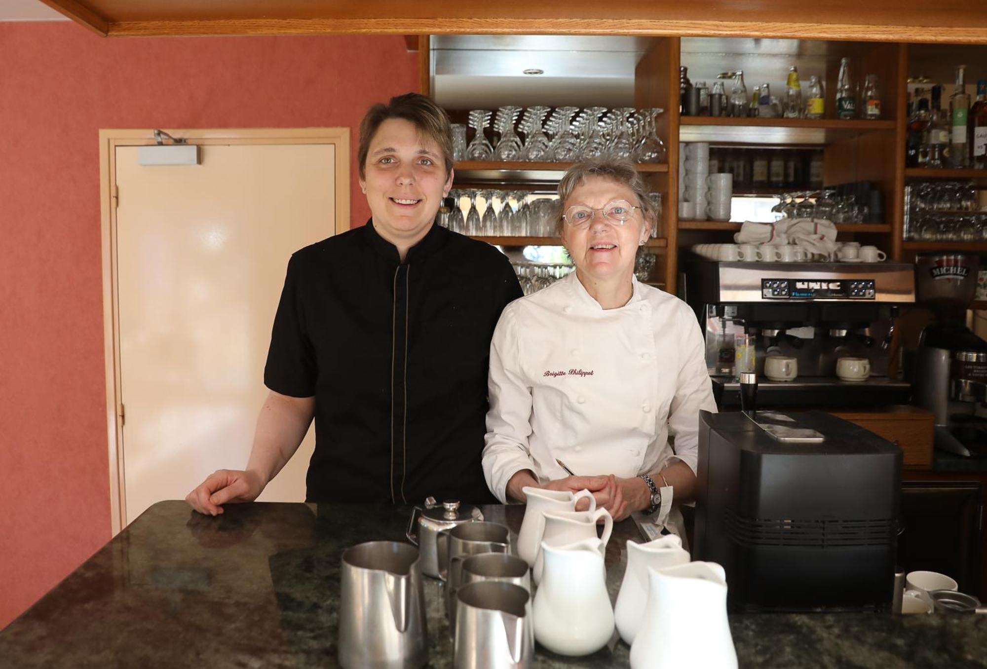 Logis Hotel Spa Restaurant Le Provence 拉纳斯 外观 照片